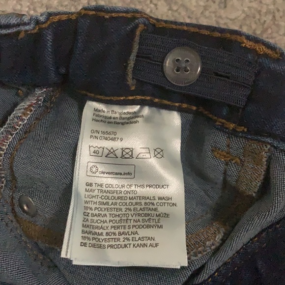 Pair of kid's H&M pants in EUC! Size 3-4Y Used only a few times. - Picture 4 of 5